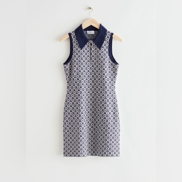 & Other Stories Navy and White Floral Jaquard Dress - Size Small - Picture 1 of 6